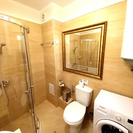 Harmony 20 Private 212 *